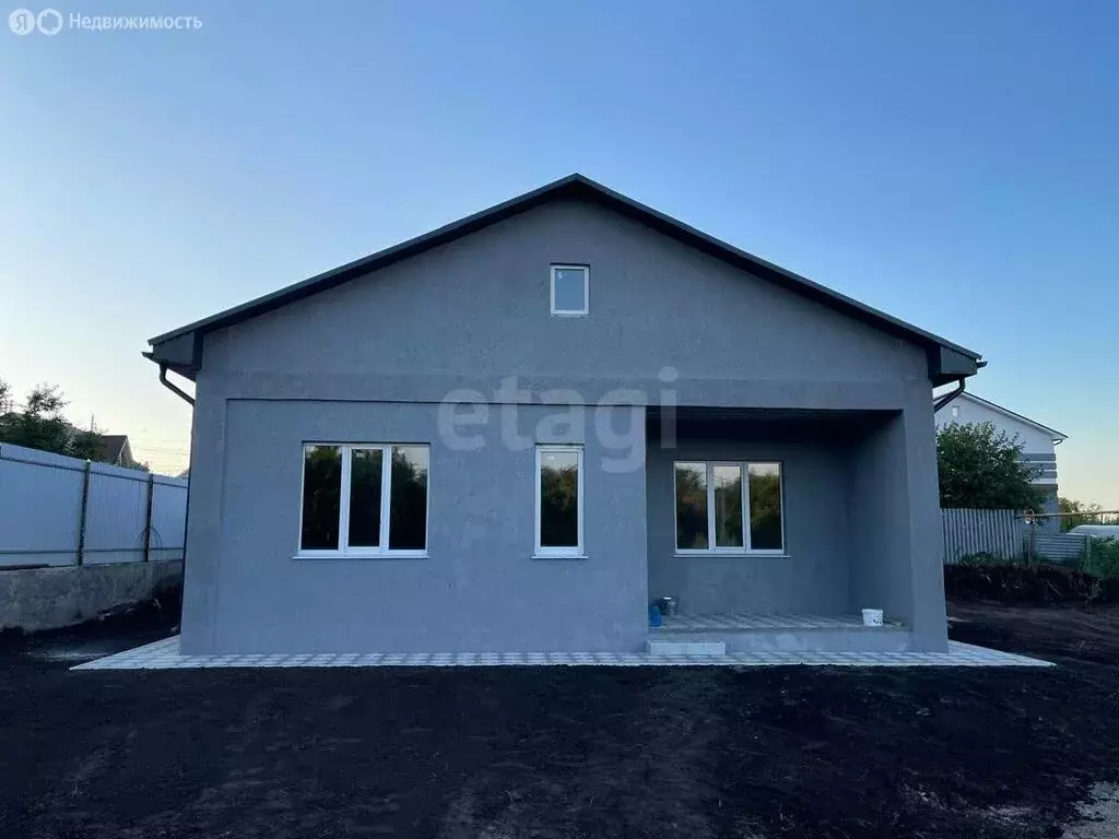 Дом в посёлок городского типа Алексеевка, Дорожная улица (100 м) - Фото 1