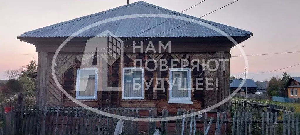 Дом в Пермский край, Чусовской муниципальный округ, Калино рп ул. ... - Фото 1