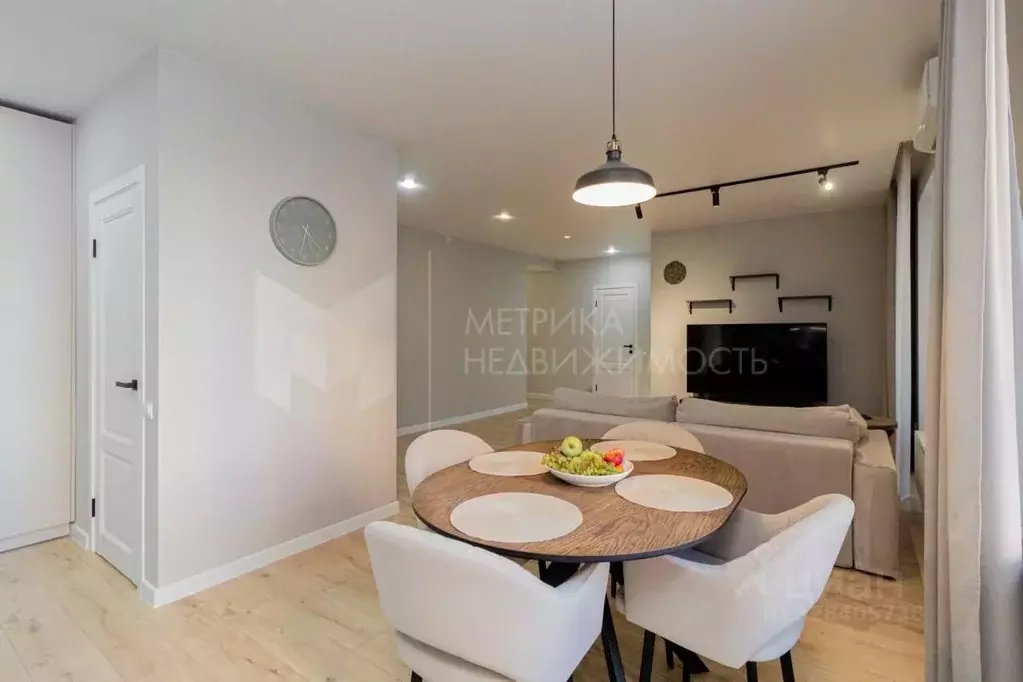 2-к кв. Тюменская область, Тюмень ул. Тимофея Кармацкого, 7 (84.7 м) - Фото 1