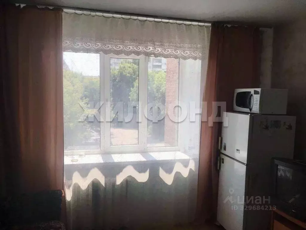 Комната Новосибирская область, Новосибирск ул. Энгельса, 14 (12.7 м) - Фото 1