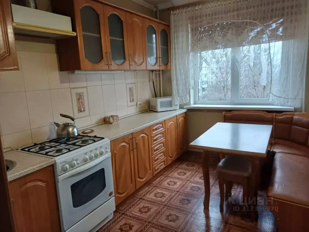 3-к кв. Ростовская область, Ростов-на-Дону Таганрогская ул., 118 (65.0 ... - Фото 0