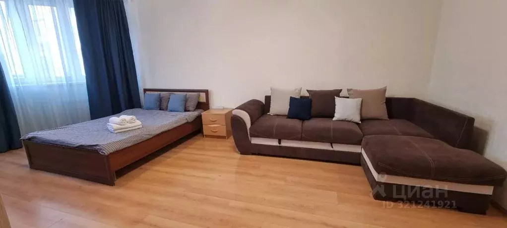 2-к кв. Тюменская область, Тюмень ул. Герцена, 82 (52.0 м) - Фото 1