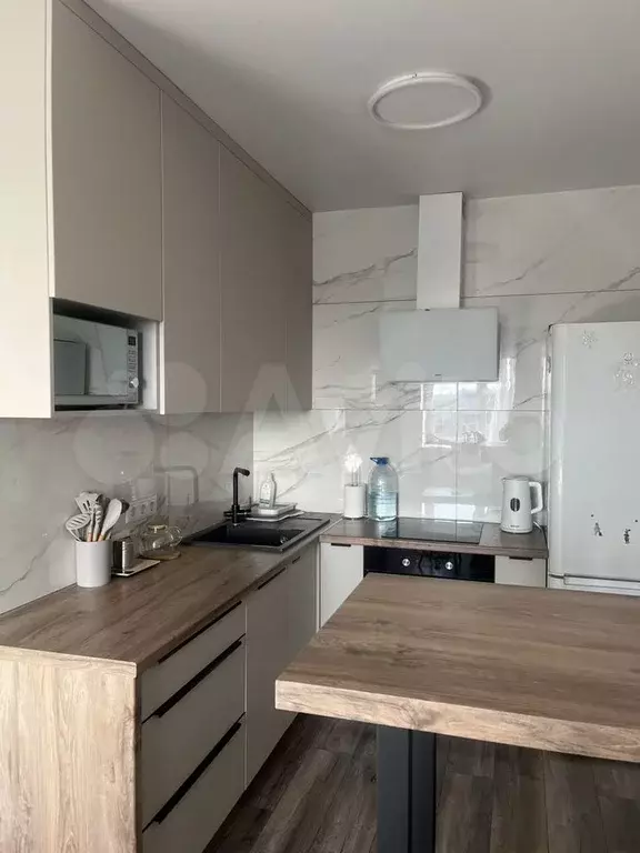 2-к. квартира, 40 м, 9/16 эт. - Фото 1