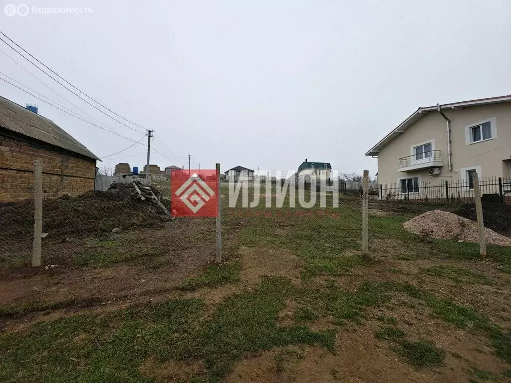 Участок в Угловое, Луговая улица (10 м) - Фото 1