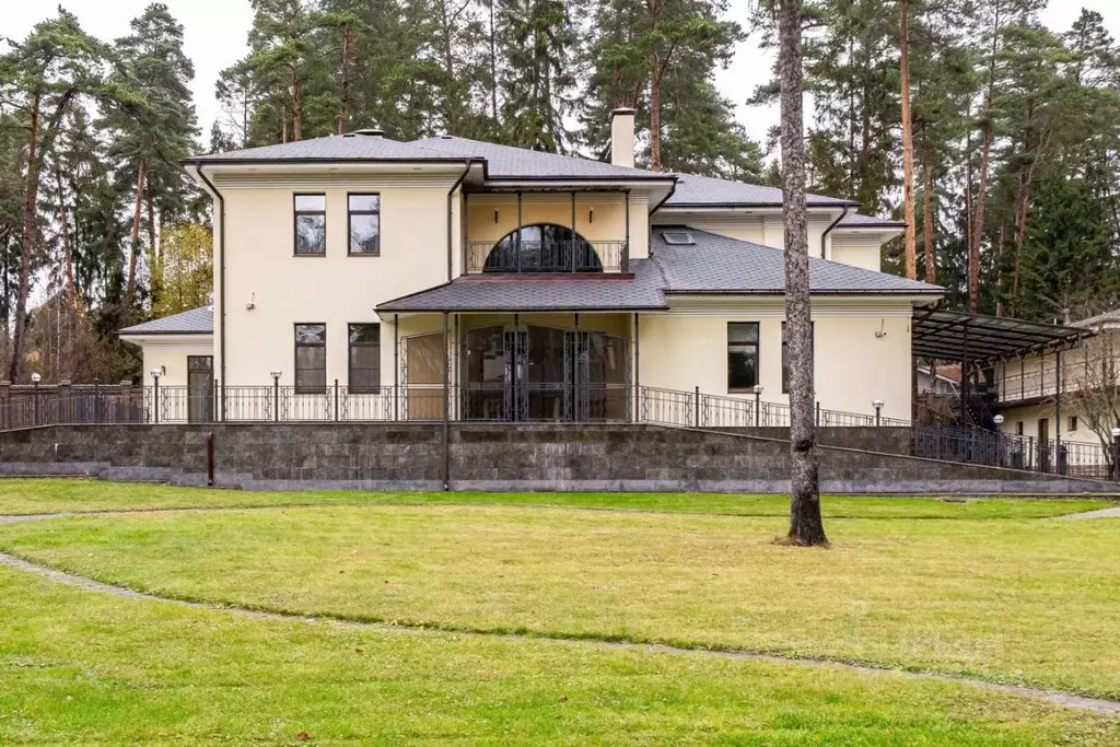 Дом в Московская область, Звенигород Одинцовский городской округ, ДСК ... - Фото 1