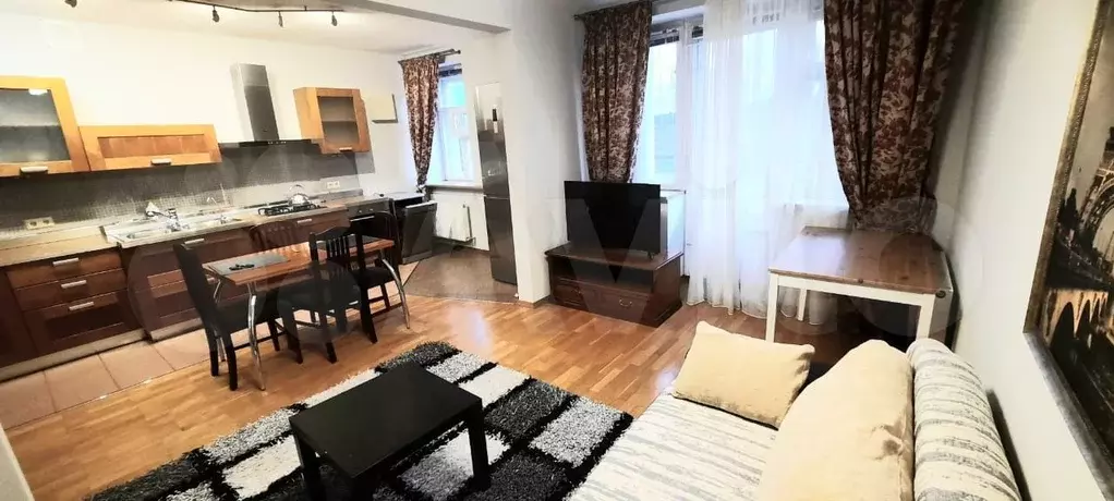 3-к. квартира, 70 м, 3/5 эт. - Фото 1