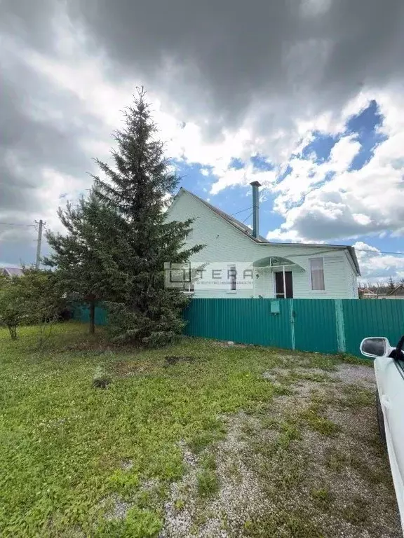 Дом в Башкортостан, Иглинский сельсовет, с. Иглино ул. Кленовая (100 ... - Фото 1