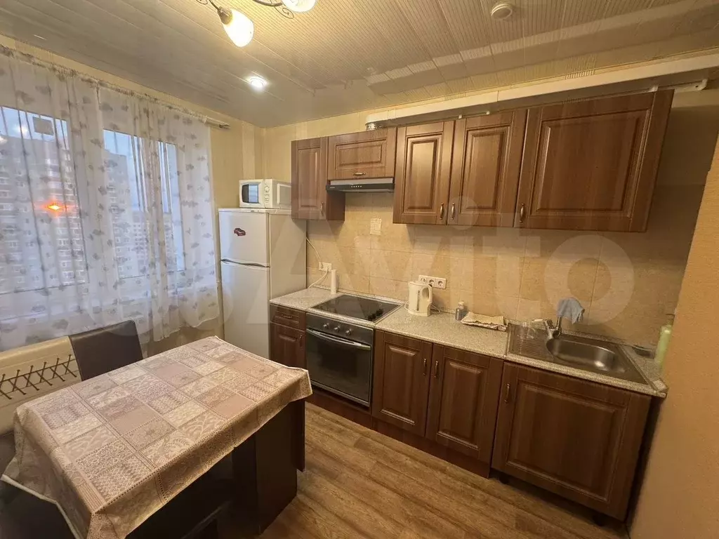 2-к. квартира, 52 м, 13/17 эт. - Фото 0