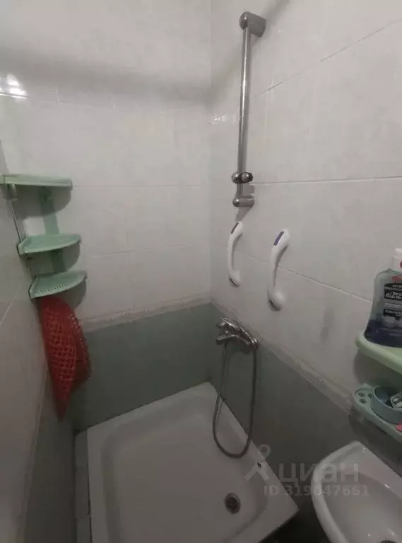 2-к кв. Крым, Керчь ул. Бардина (45.0 м) - Фото 0