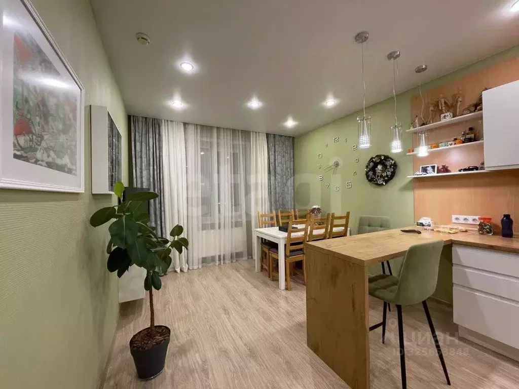 3-к кв. Пермский край, Пермь ш. Космонавтов, 116 (82.6 м) - Фото 1