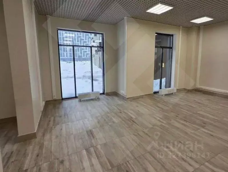 Помещение свободного назначения в Москва ул. Николая Озерова, 2к1 (133 ... - Фото 1