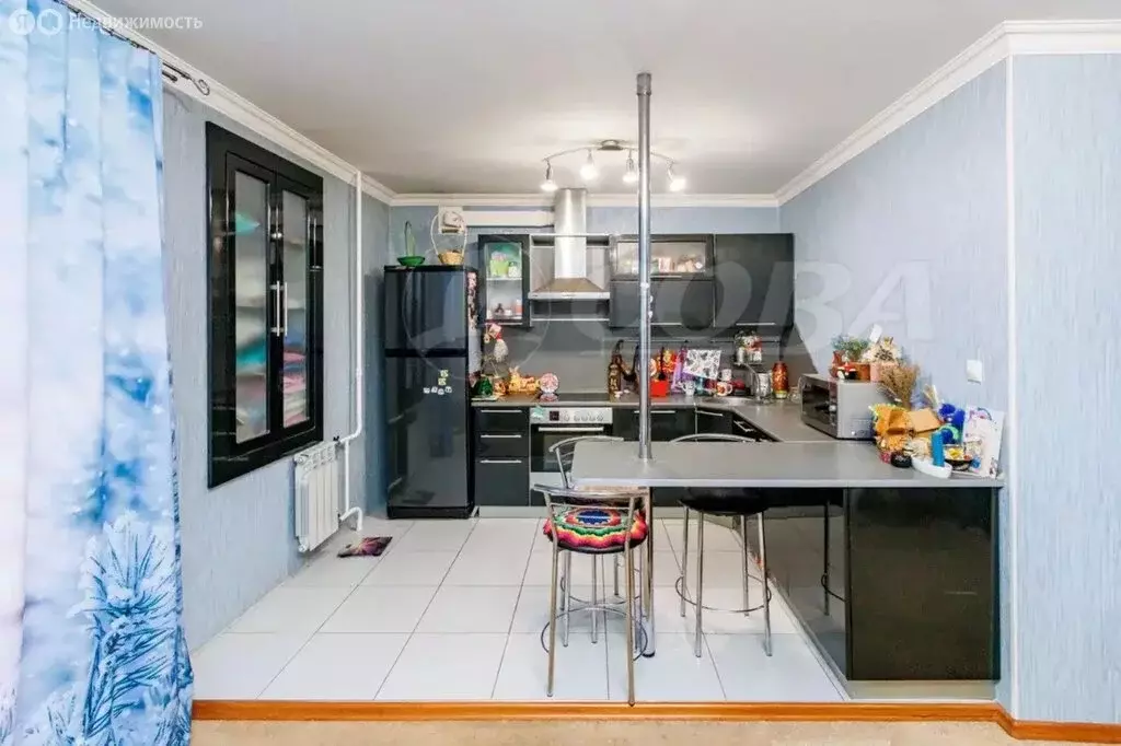 2-комнатная квартира: Тюмень, улица Мельникайте, 120 (48 м) - Фото 1