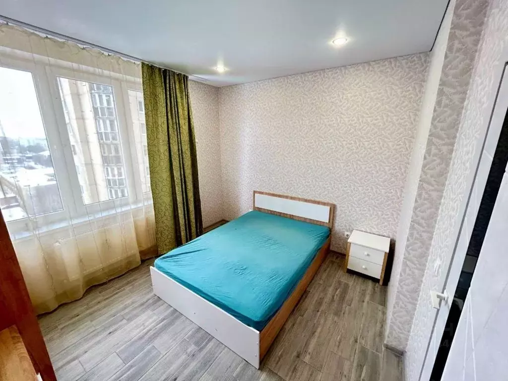 3-к кв. Калининградская область, Калининград Батальная ул., 100 (72.0 ... - Фото 1