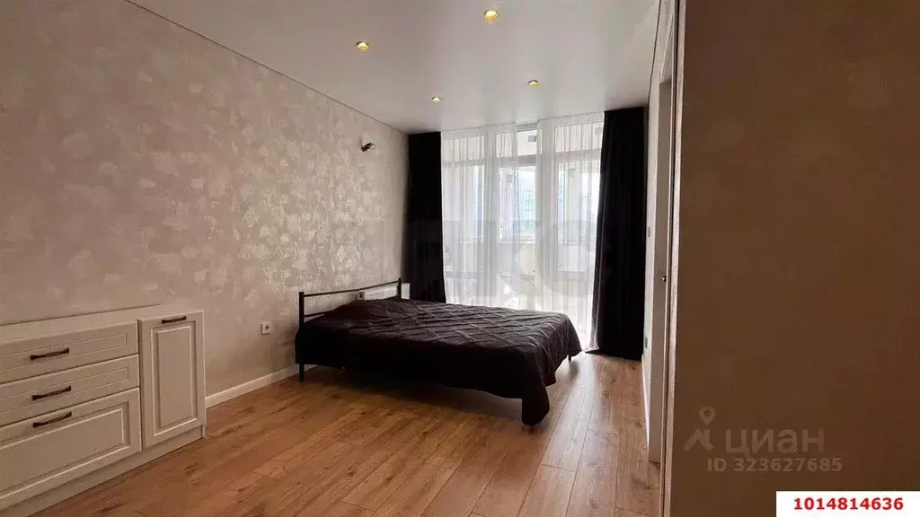 2-к кв. Краснодарский край, Краснодар бул. Адмирала Пустошкина (13.0 ... - Фото 1