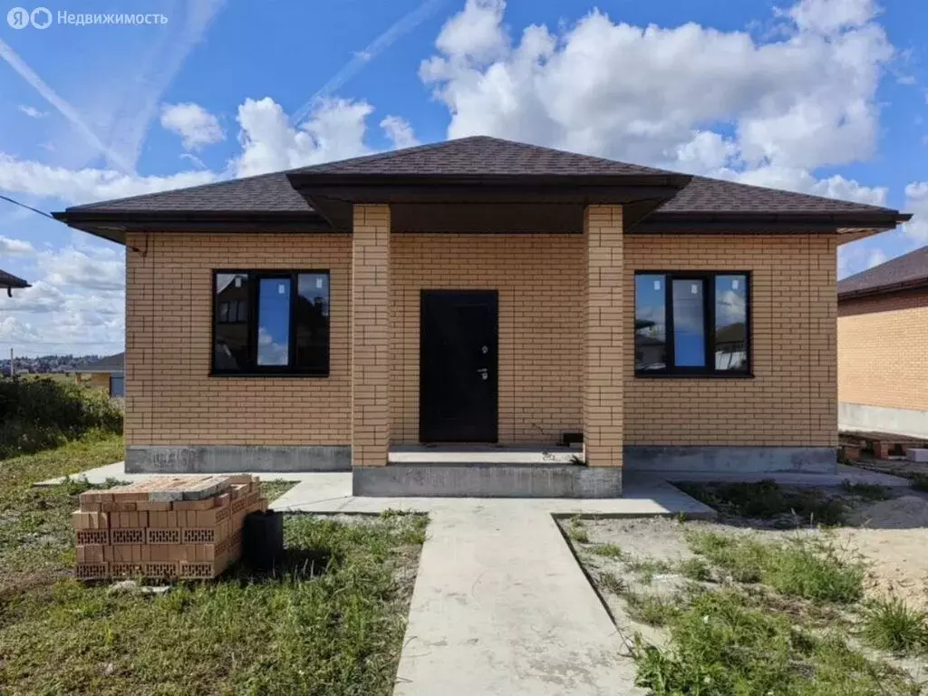 Дом в Старый Оскол, Заповедная улица, 9 (140 м) - Фото 1