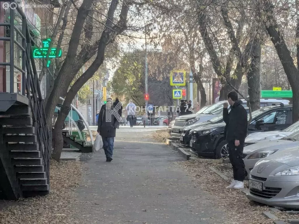 Торговая площадь (167 м) - Фото 1