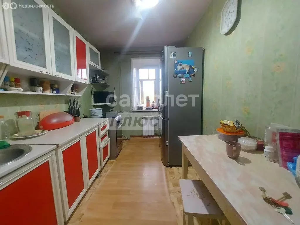 3-комнатная квартира: Иркутск, Севастопольская улица, 116 (63 м) - Фото 0