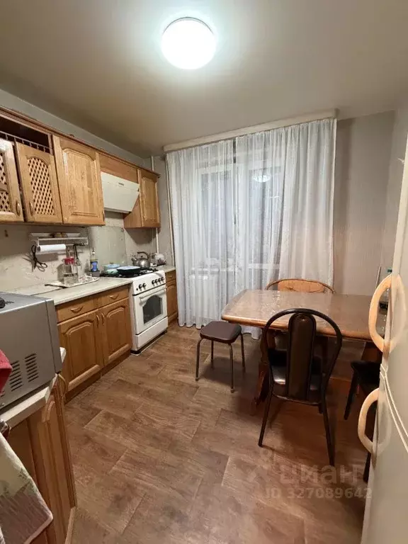 3-к кв. Псковская область, Великие Луки Октябрьский просп., 11к2 (70.0 ... - Фото 1