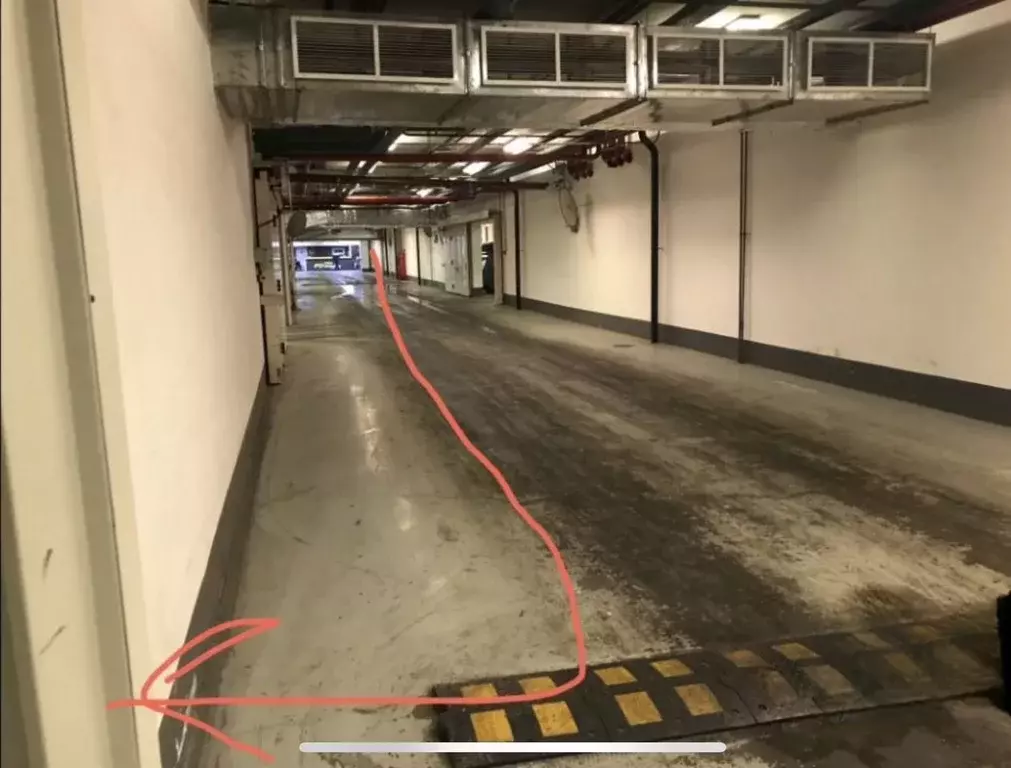 Гараж в Москва Мосфильмовская ул., 8 (12 м) - Фото 1