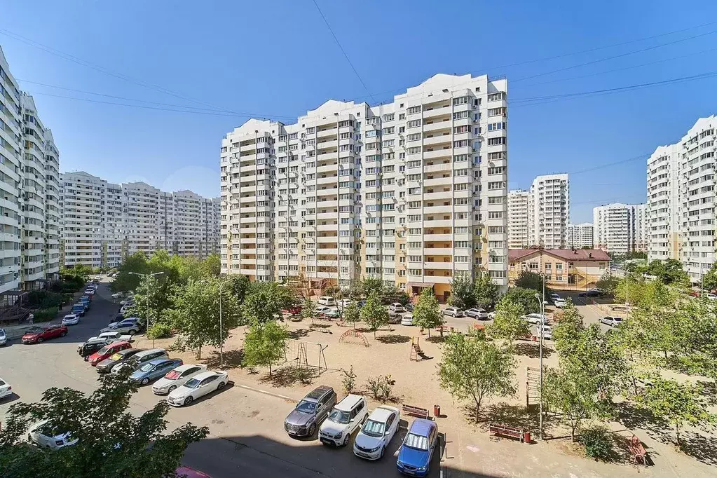 3-к. квартира, 90 м, 3/16 эт. - Фото 1