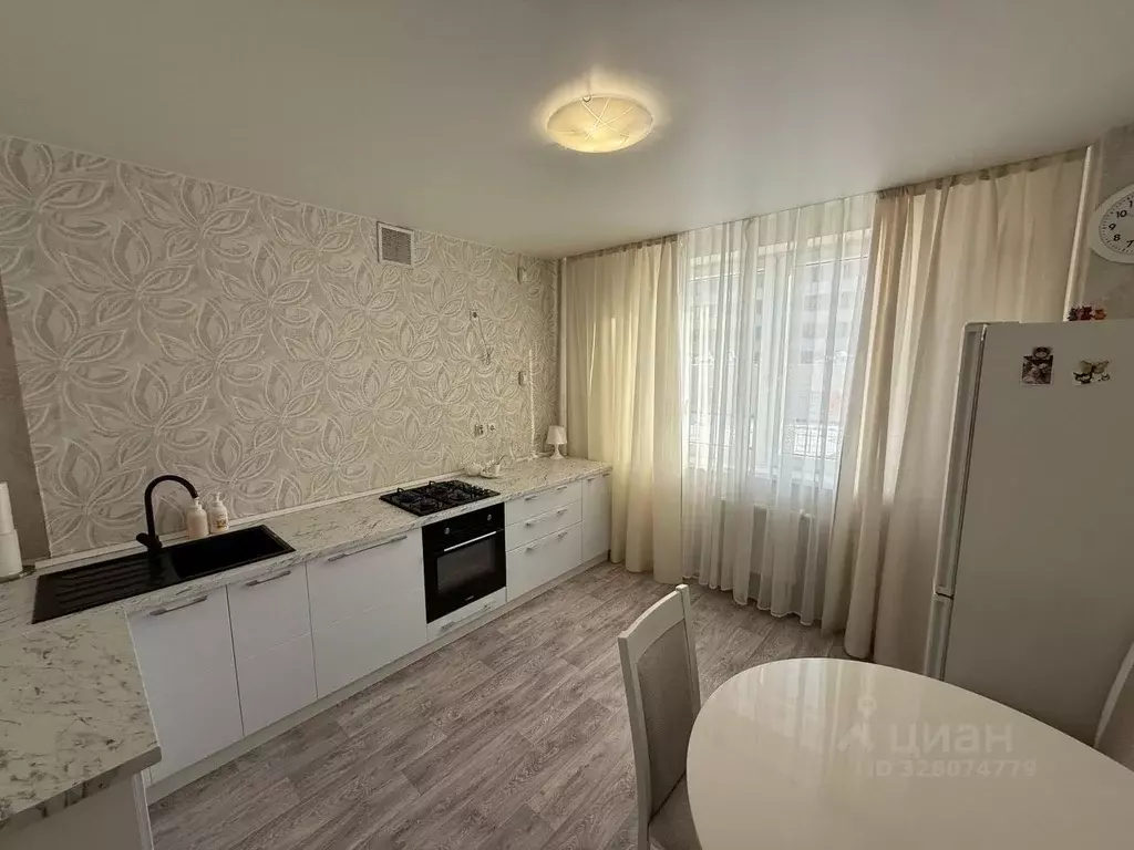 2-к кв. Калининградская область, Калининград ул. Согласия (79.0 м) - Фото 2