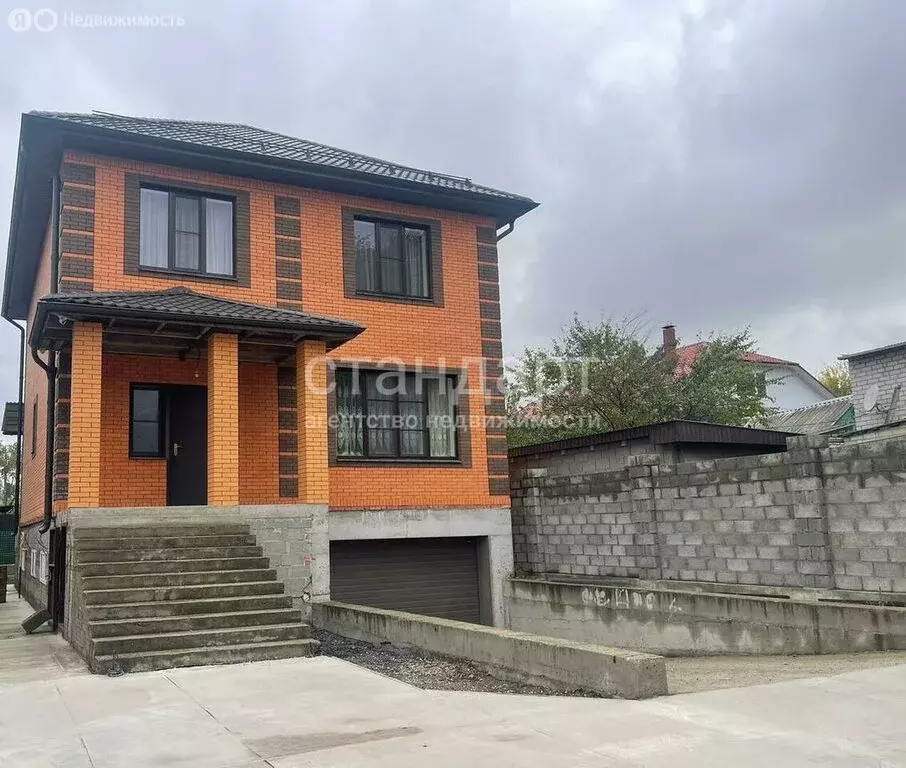 Дом в Ессентуки, Коммунальная улица (326.9 м) - Фото 1