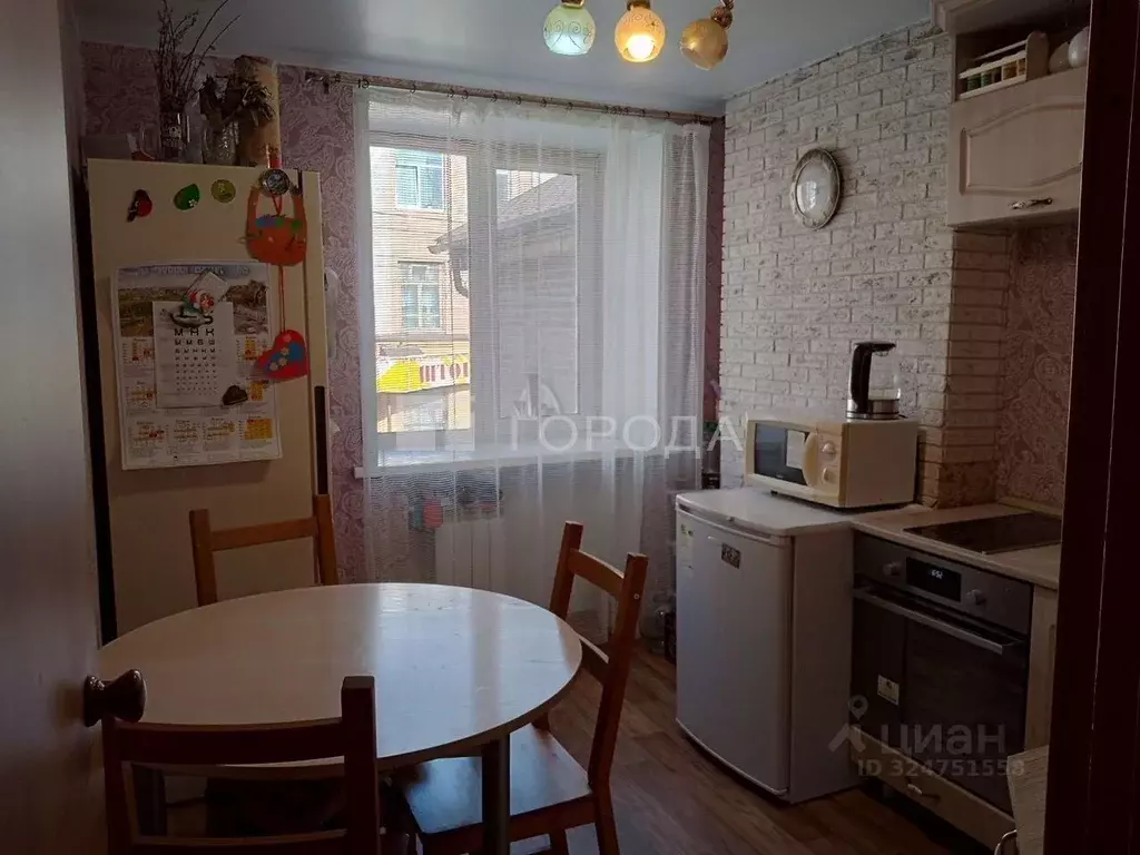 2-к кв. Алтайский край, Барнаул ул. Никитина, 71/27 (44.0 м) - Фото 1