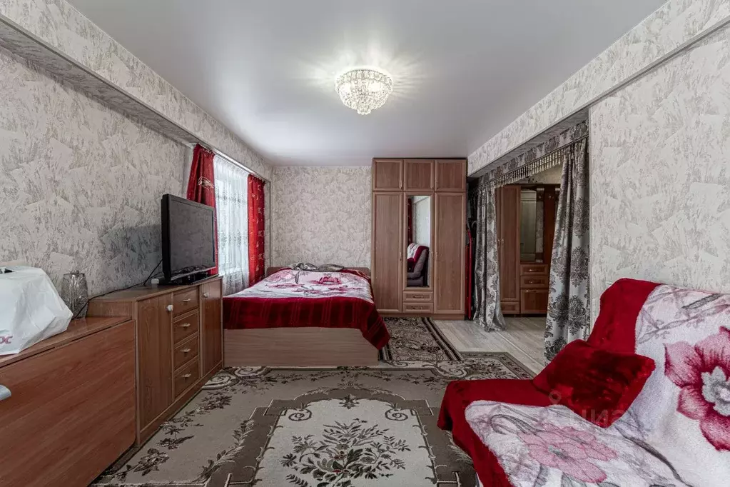 1-к кв. Омская область, Омск Заозерный мкр, ул. Светлая, 1/1 (31.0 м) - Фото 1