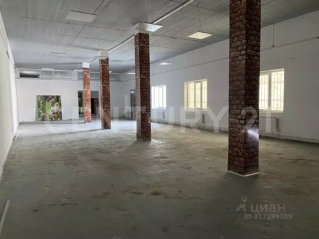 Склад в Дагестан, Каспийск ул. Михаила Ломоносова, 13Б/1 (282 м) - Фото 0