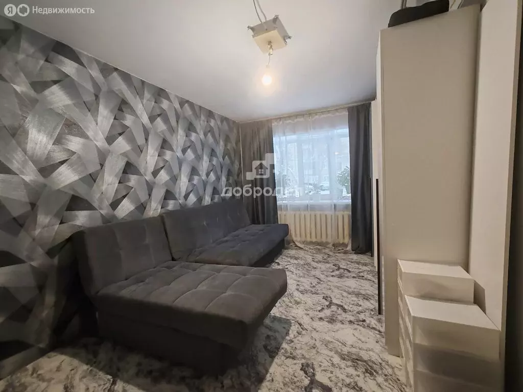 2-комнатная квартира: Екатеринбург, Черноярская улица, 8 (42 м) - Фото 1