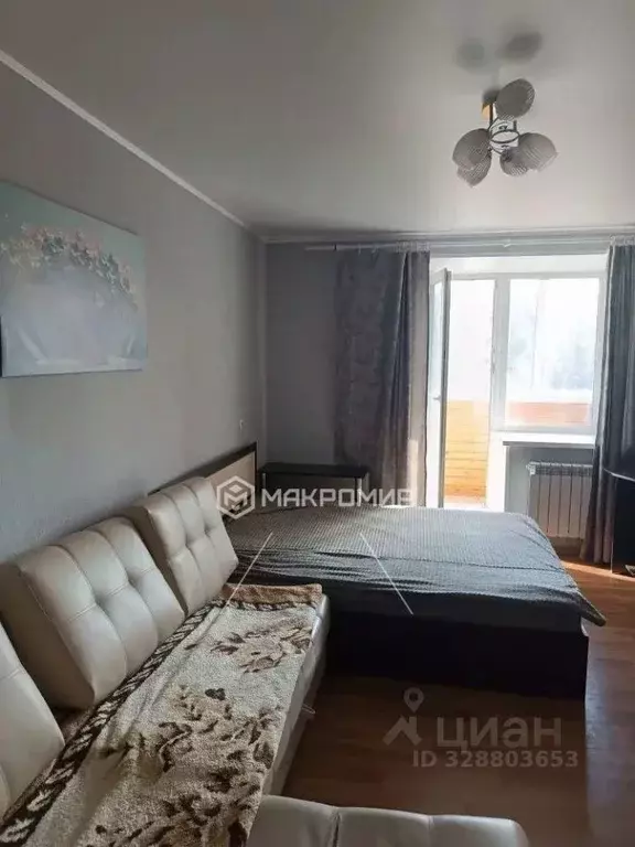 1-к кв. Челябинская область, Миасс ул. Павших Борцов, 10 (42.9 м) - Фото 2