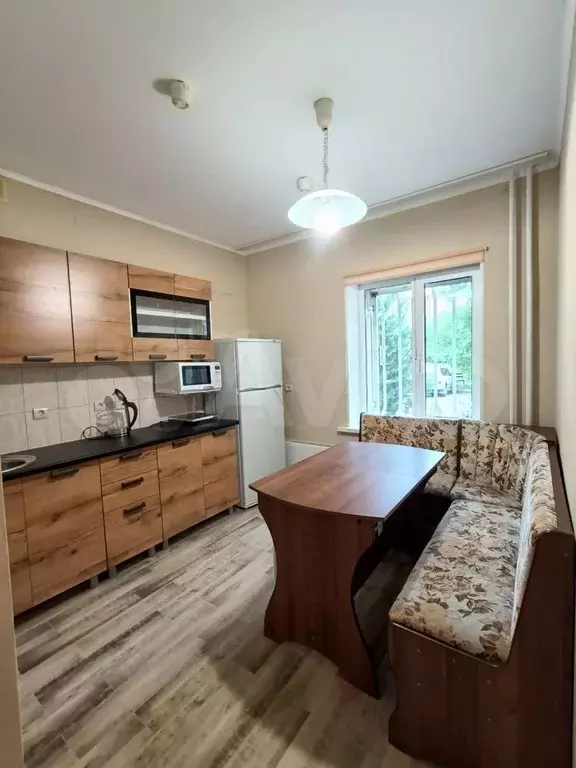 2-к. квартира, 50 м, 1/6 эт. - Фото 0