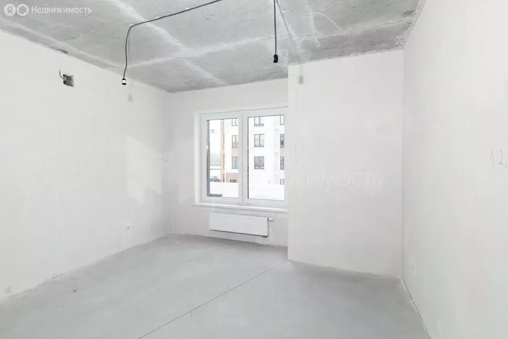 2-комнатная квартира: Тюмень, улица Игоря Комиссарова, 6 (58.91 м) - Фото 2