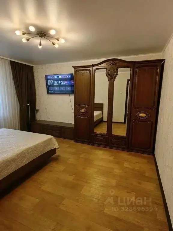 2-к кв. Севастополь ул. Хрусталева, 183 (64.0 м) - Фото 2