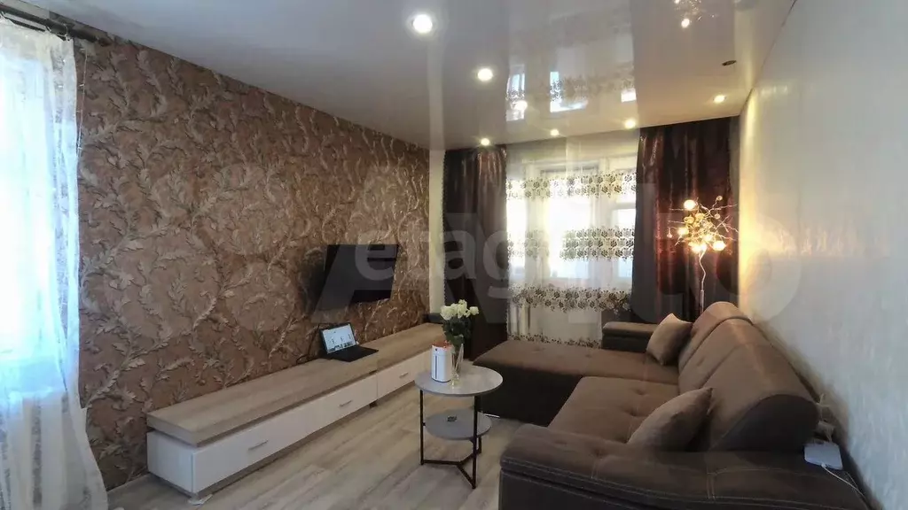2-к. квартира, 42,5 м, 2/6 эт. - Фото 0