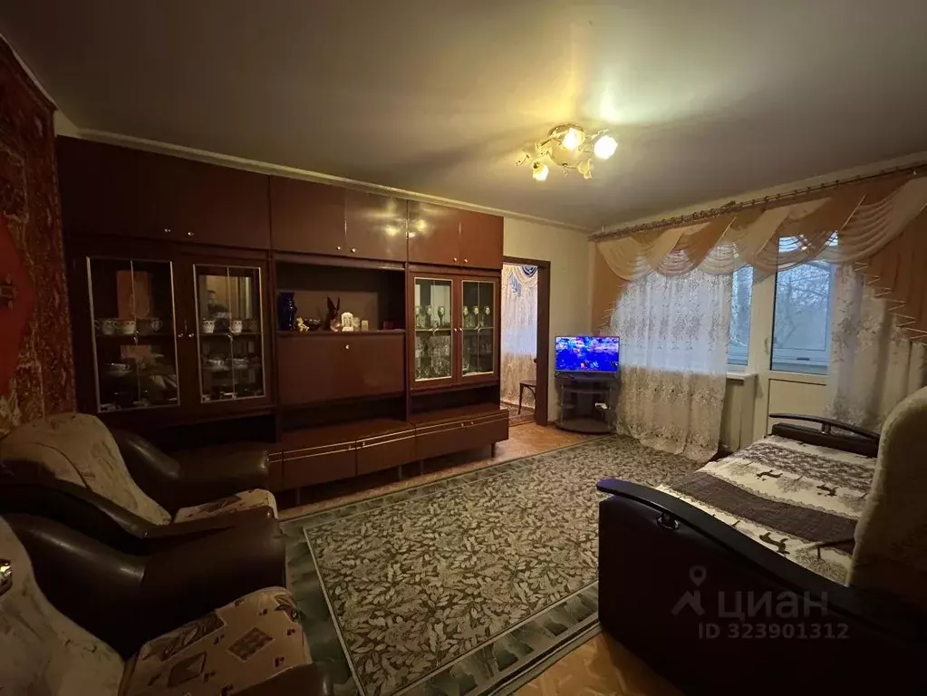 2-к кв. Саратовская область, Энгельс 2-й мкр, 37 (42.0 м) - Фото 2