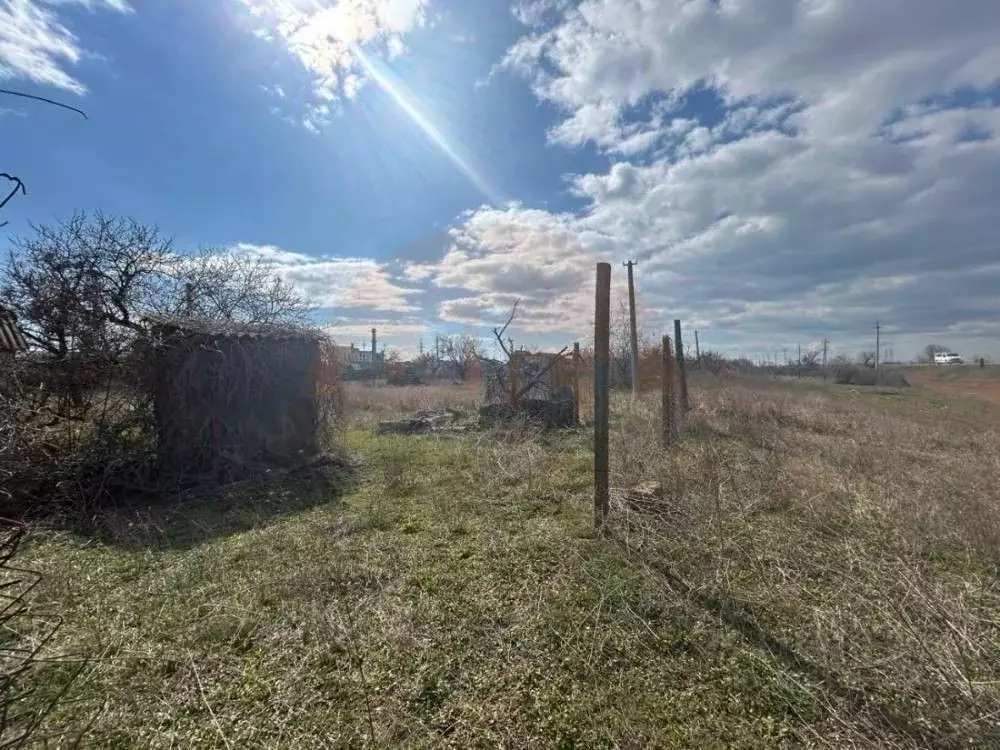 Участок в Крым, Саки ш. Евпаторийское (5.7 сот.) - Фото 2