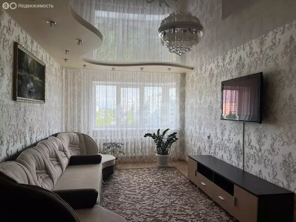 3-комнатная квартира: Озерск, улица Матросова, 26 (83.8 м) - Фото 1