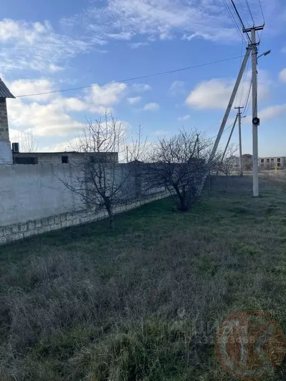 Участок в Крым, Евпатория городской округ, Заозерное пгт ул. ... - Фото 0