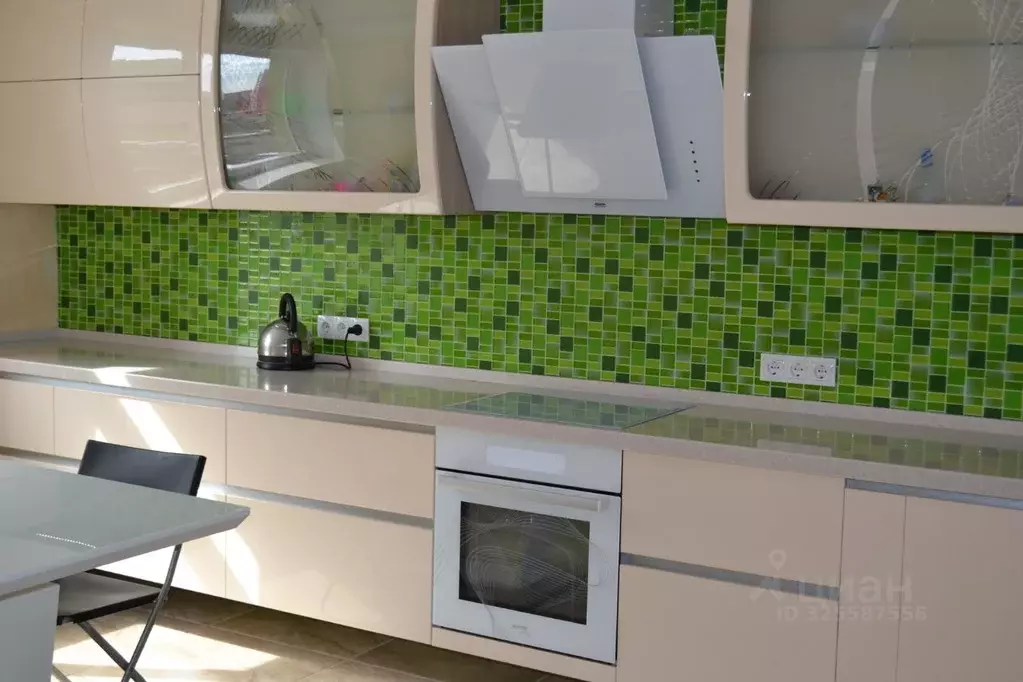 3-к кв. Кемеровская область, Кемерово просп. Шахтеров, 66 (107.0 м) - Фото 1