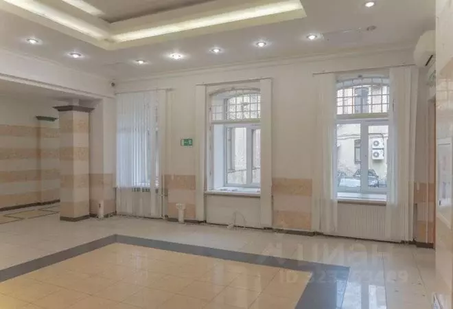 Помещение свободного назначения в Санкт-Петербург просп. ... - Фото 1