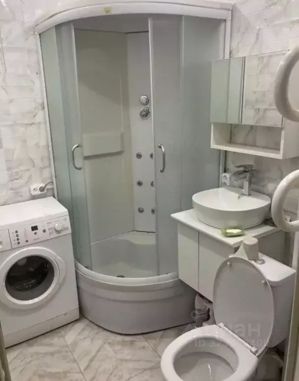 1-к кв. Курская область, Курск Курского завода тракторных запчастей ... - Фото 1