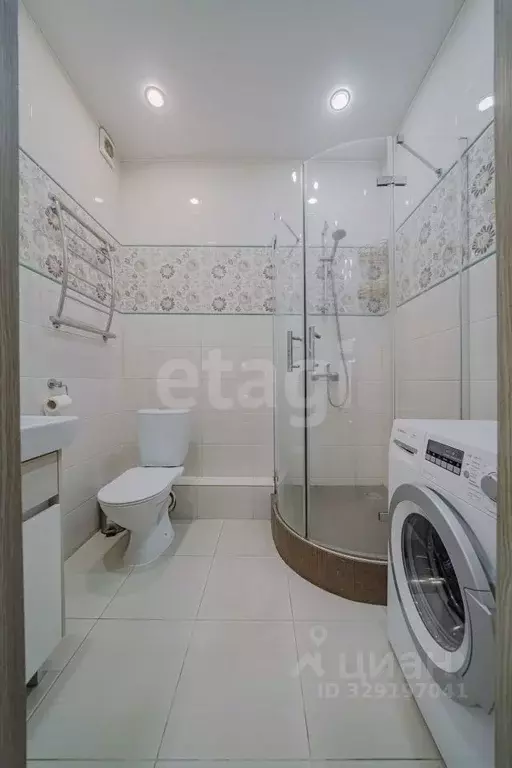 3-к кв. Санкт-Петербург просп. Героев, 18 (78.6 м) - Фото 1
