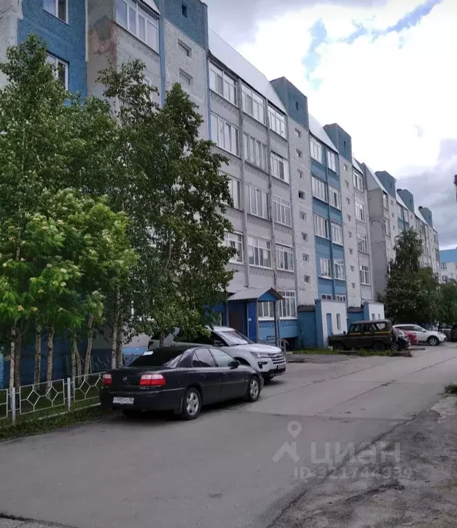 2-к кв. Ханты-Мансийский АО, Когалым Бакинская ул., 13 (50.0 м) - Фото 0