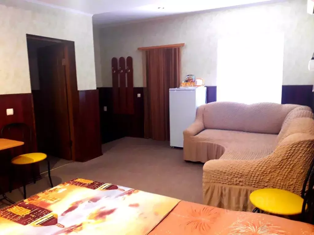 2-к кв. Крым, Ленинский район, Белинское с/пос, с. Нижнезаморское ул. ... - Фото 2