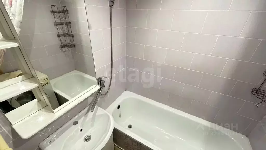 1-к кв. Псковская область, Печоры Псковская ул., 41 (34.6 м) - Фото 2