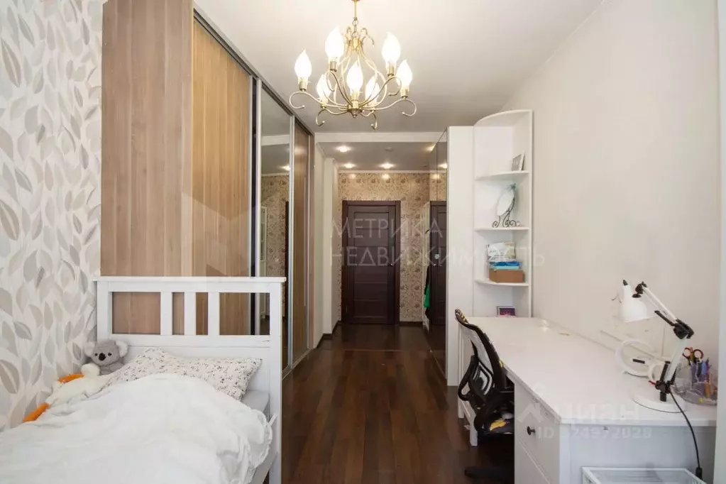 3-к кв. Тюменская область, Тюмень ул. Максима Горького, 68к1 (103.0 м) - Фото 1