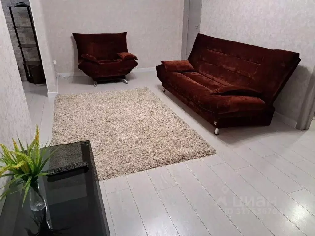 1-к кв. Хабаровский край, Хабаровск ул. Некрасова, 64 (45.0 м) - Фото 0