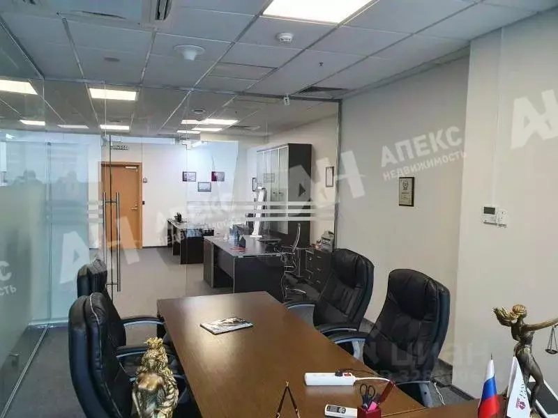 Помещение свободного назначения в Москва наб. Пресненская, 12 (81 м) - Фото 1