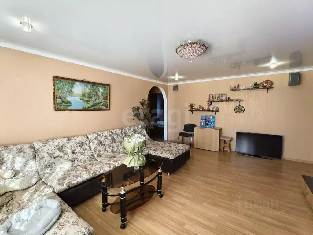 3-к кв. Адыгея, Майкоп ул. Михайлова, 1А (68.8 м) - Фото 1
